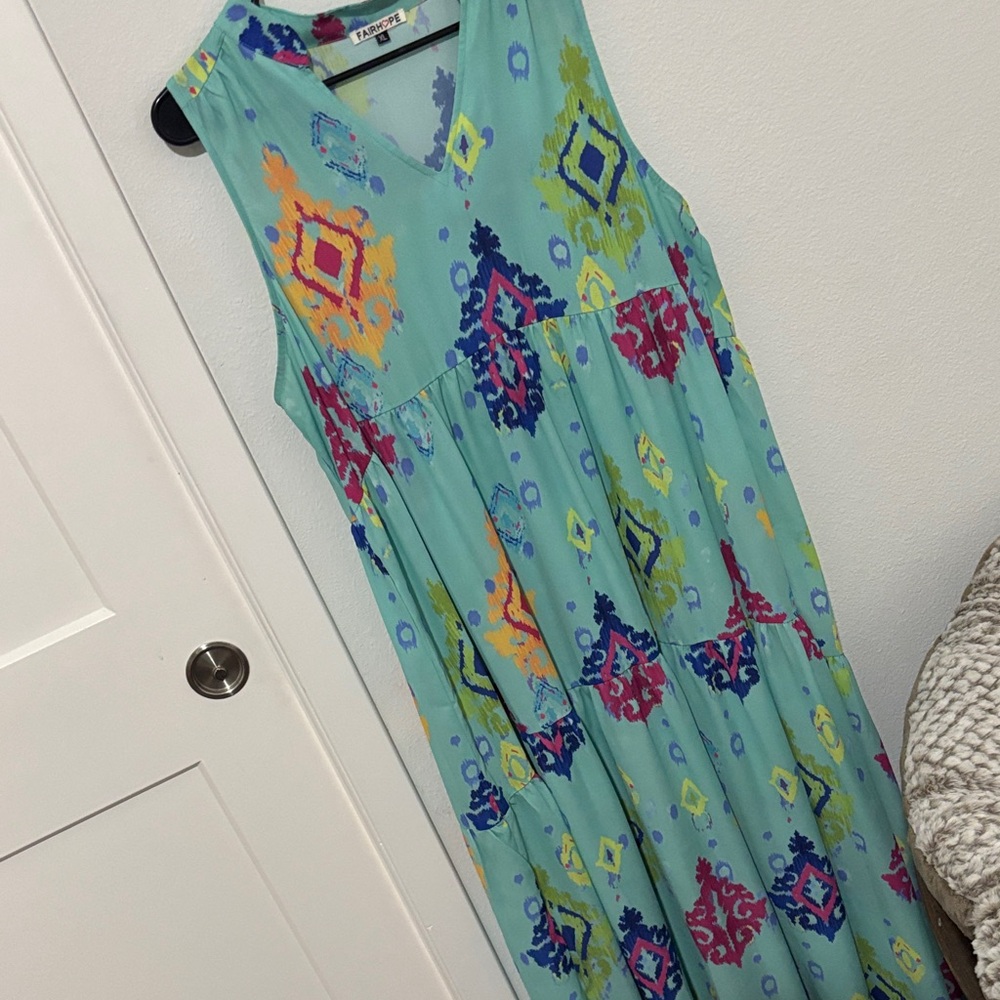 Sleeveless Patterned Maxi Dress - Multicolor